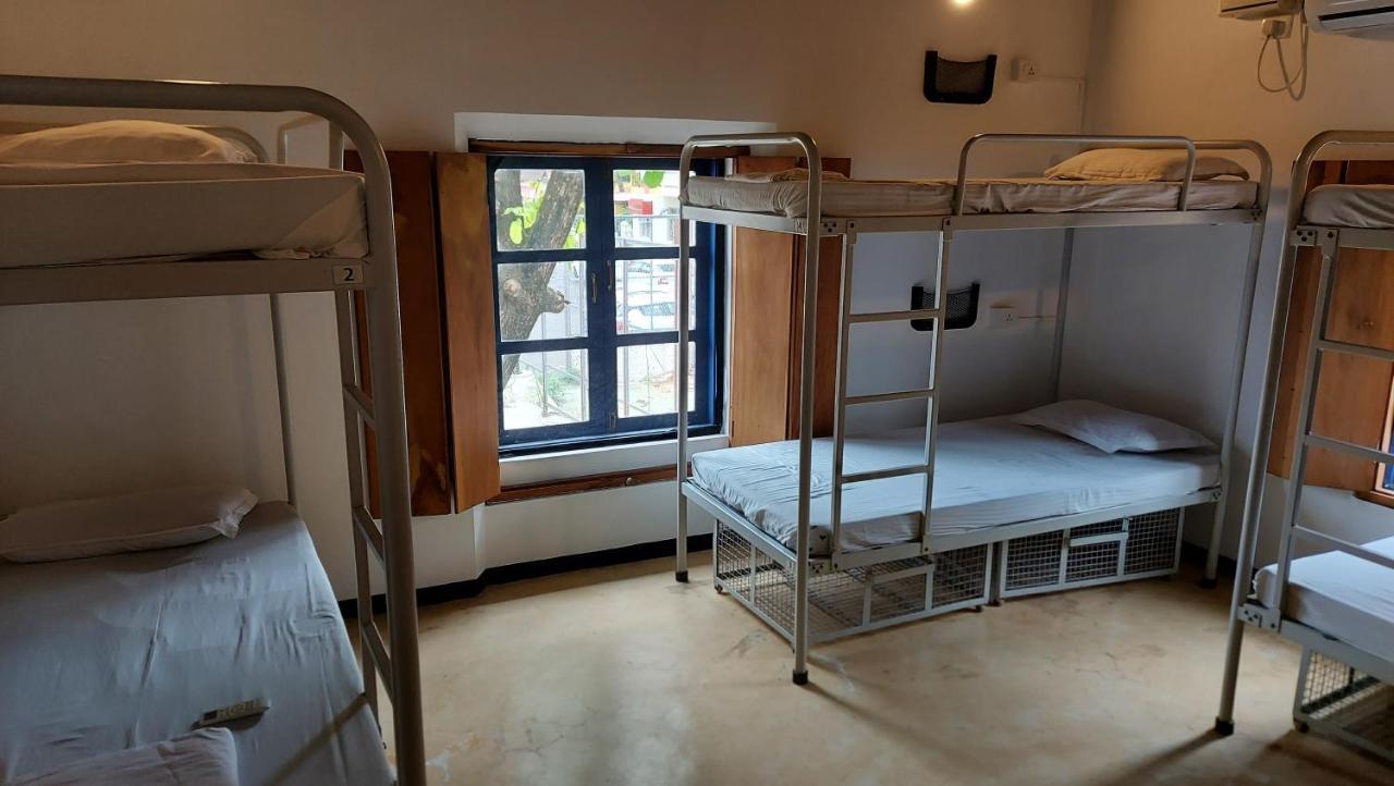 פאנג'י The Old Quarter Hostel מראה חיצוני תמונה